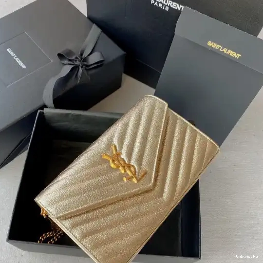 WALLET CHAIN MATELASSÉ CASSANDRE YSL 0623